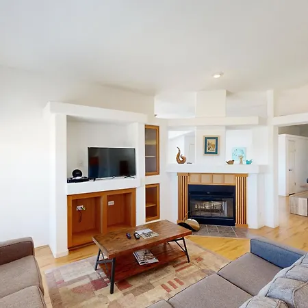 Nonpariel Escape Villa